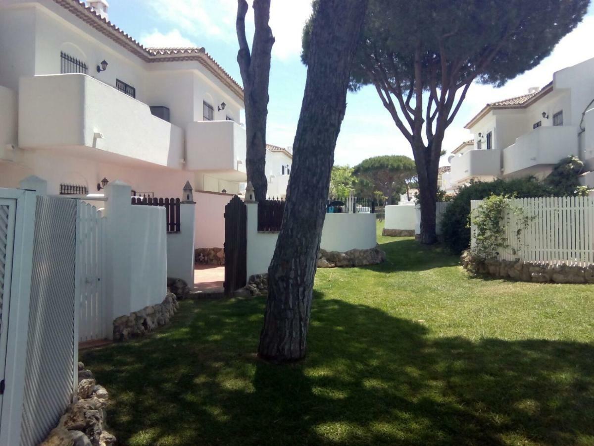 Ferienwohnung Playa De La Barrosa Chiclana de la Frontera Exterior foto